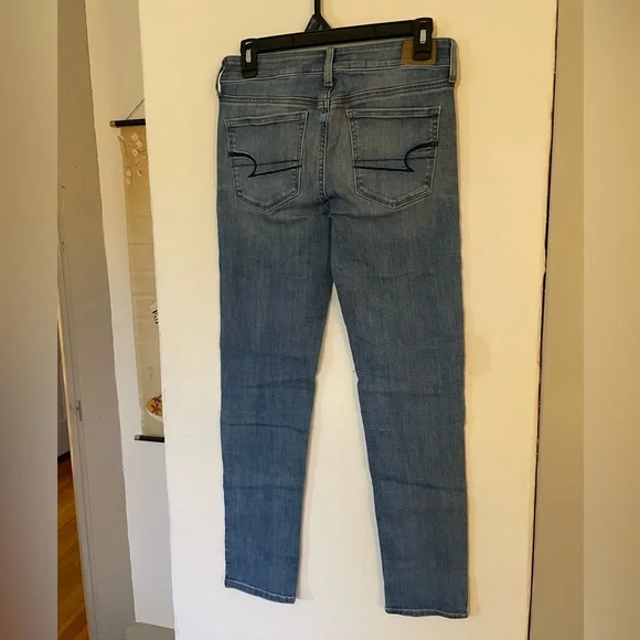 American Eagle Women’s Size 6 Denim Jeans Boyfriend Fit Like New Casual Comfy - Picture 5 of 6